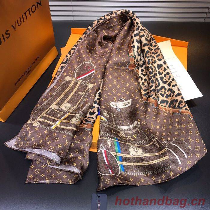 Louis Vuitton Scarf LVS00135